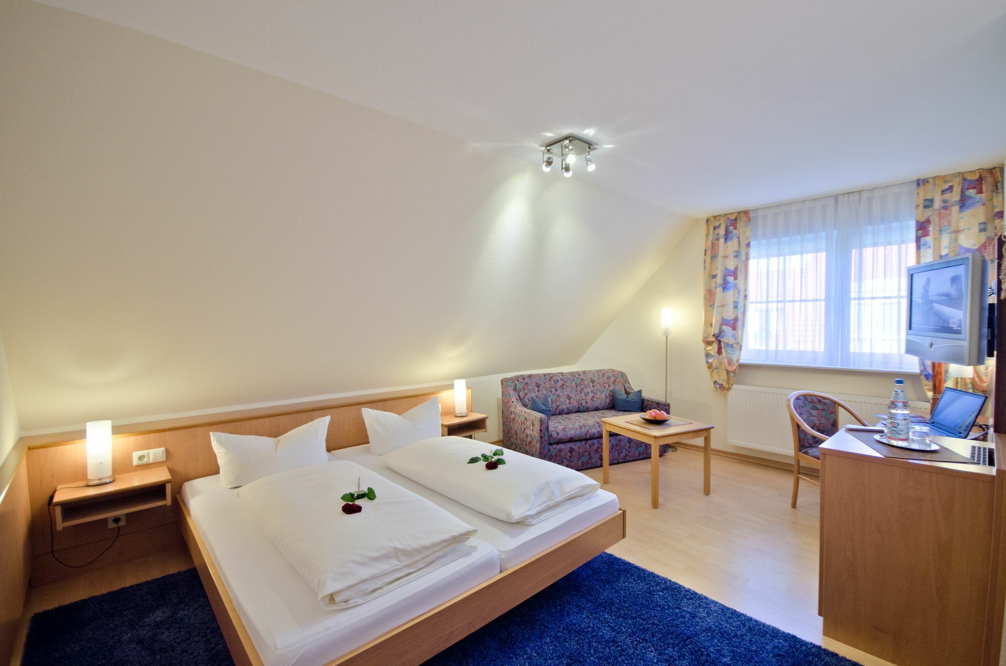 Serviced Apartments Kurpfalzhof Oftersheim Exteriör bild